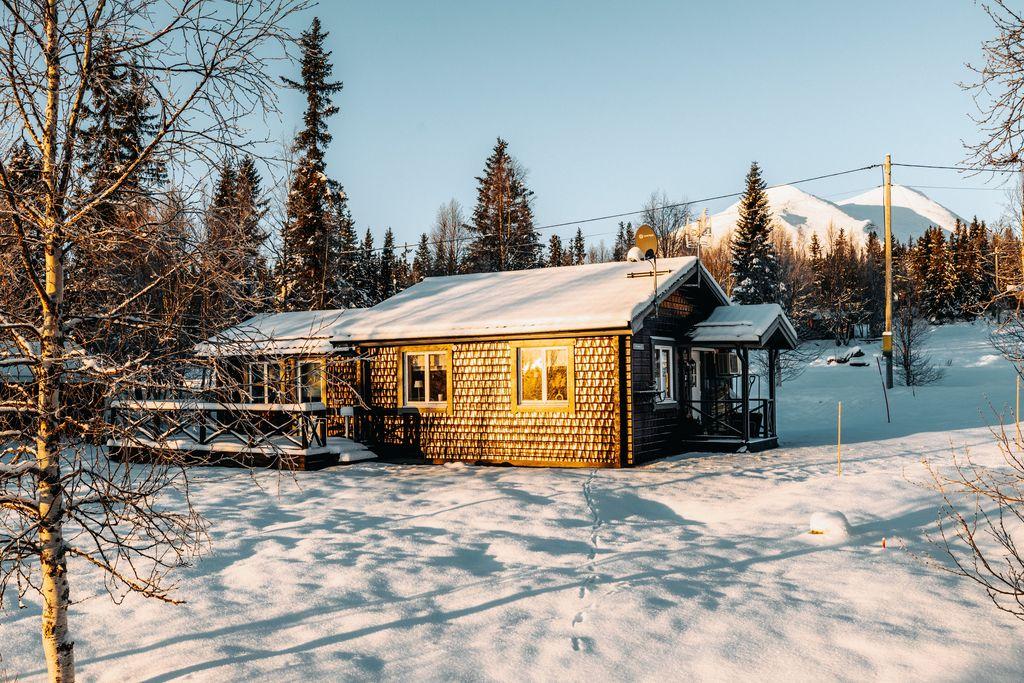 Orrvägen 44 – välhållen fjällstuga med charm, karaktär och gott utrymme