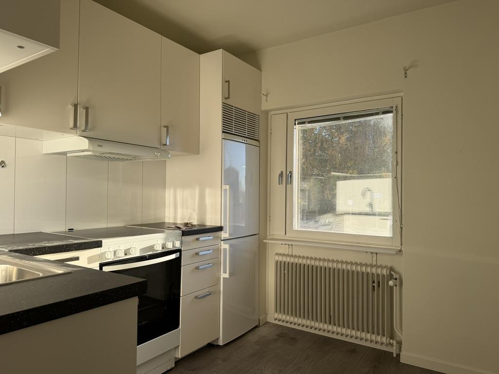 Trivsam etta med stor uteplats bild 3