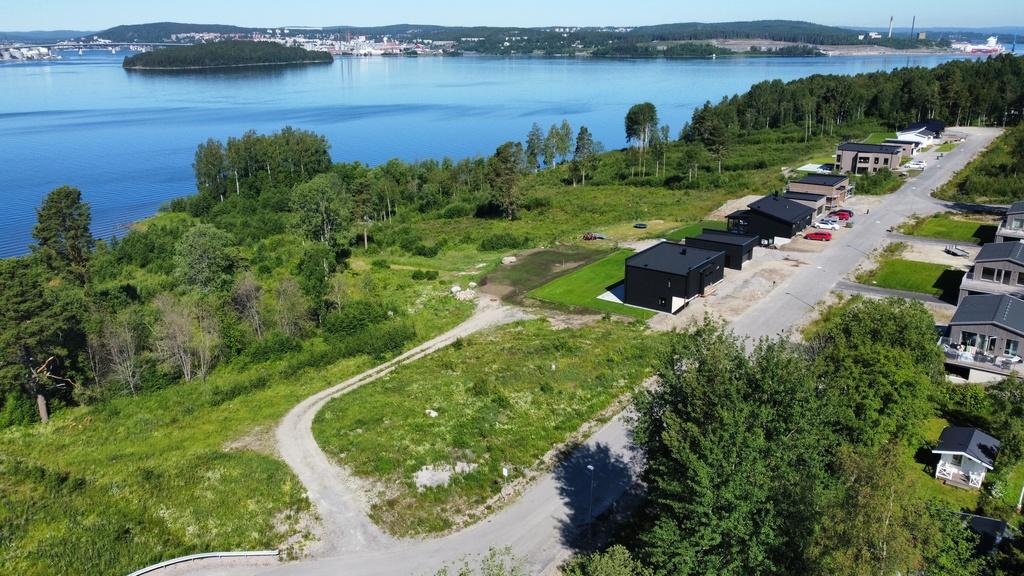 Byggklar hörntomt i Ankarsvik med fantastiskt läge vid havet! bild 3