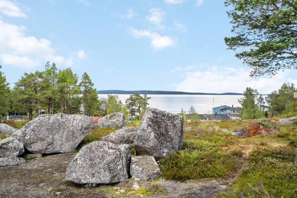 Havsnära idyll med utsikt att längta hem till bild 2